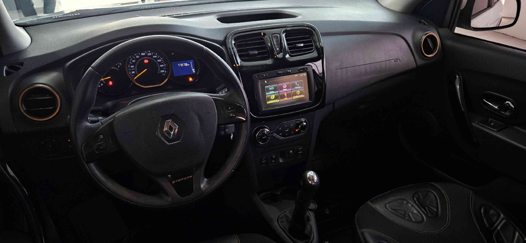 renault sandero 1.6 stepway 8v flex 4p manual 201711