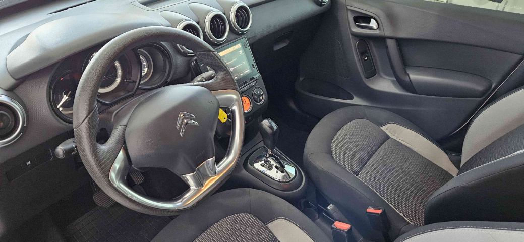 citroen c3 1.6 vti 120 flex urban trail eat6 4p automatico 202010