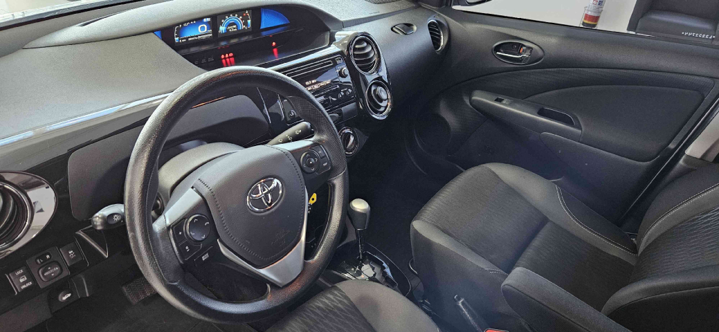 toyota etios 1.5 x plus 16v flex 4p automatico 202010