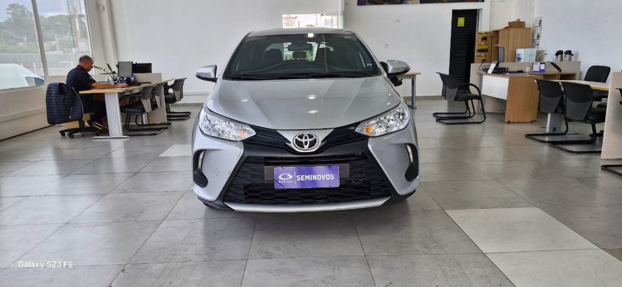 yaris hatch xl 1.5 cvt flex automatico 2024/252