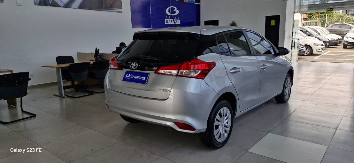 yaris hatch xl 1.5 cvt flex automatico 2024/257