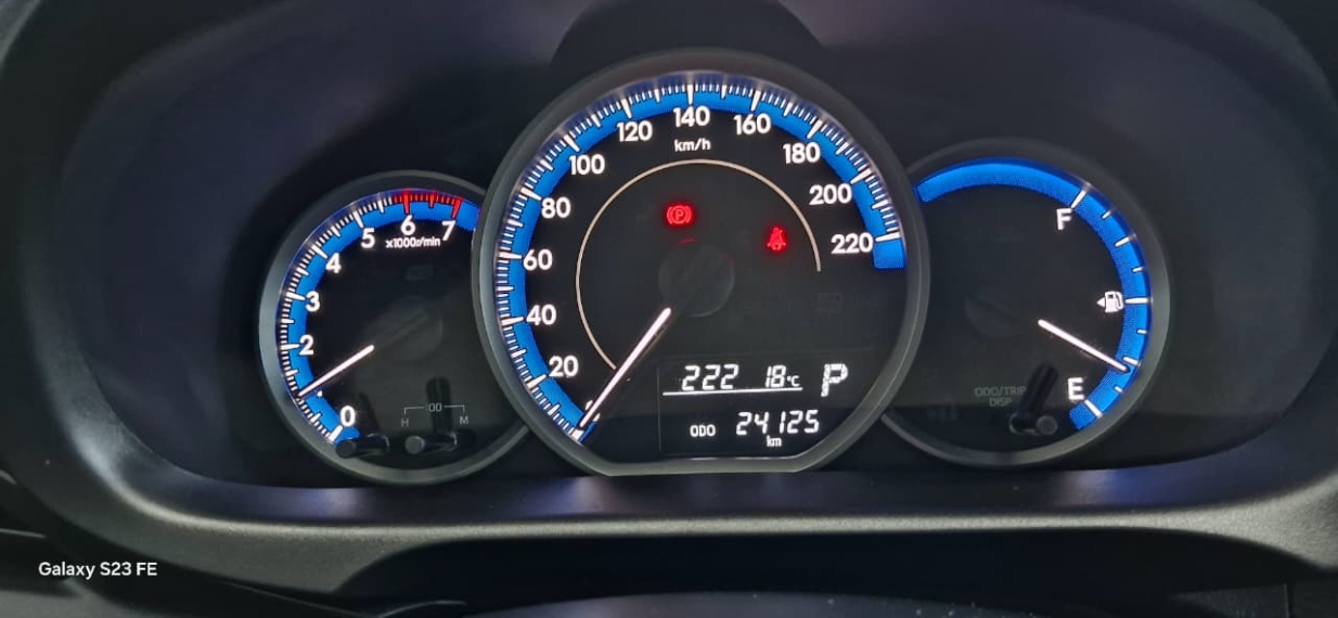 yaris hatch xl 1.5 cvt flex automatico 2024/2511