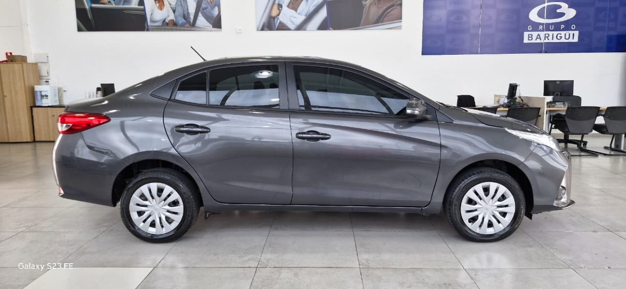yaris sedan xl 1.5 cvt flex automatico 2024/25
