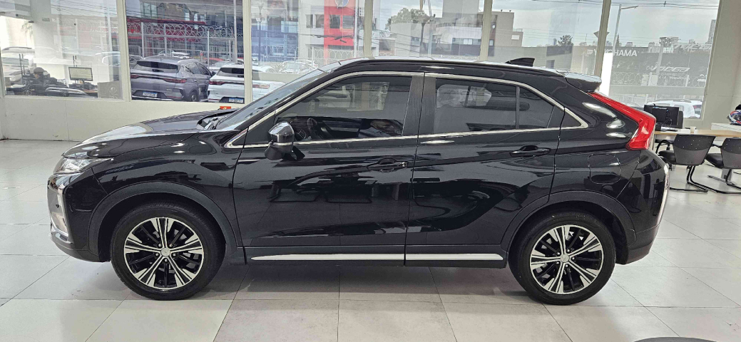 mitsubishi eclipse cross 1.5 mivec turbo gasolina hpe-s awd cvt 4p automatico 20204