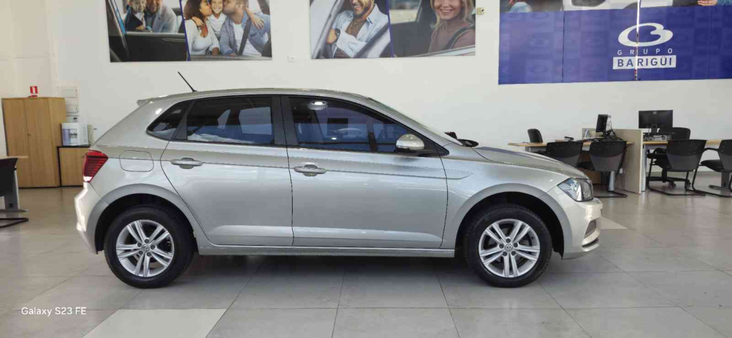 volkswagen polo 1.0 mpi total flex manual 4p 2021