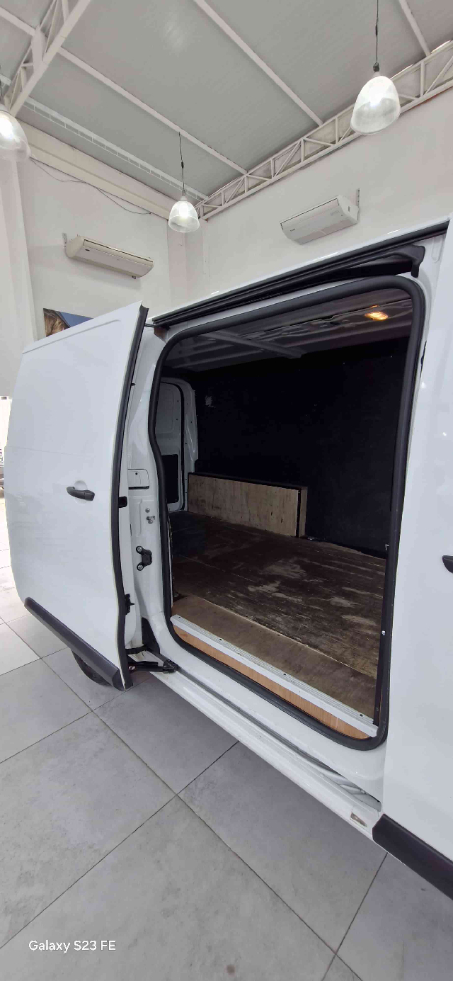 jumpy cargo 1.5 hdi tb diesel manual 2024/2414