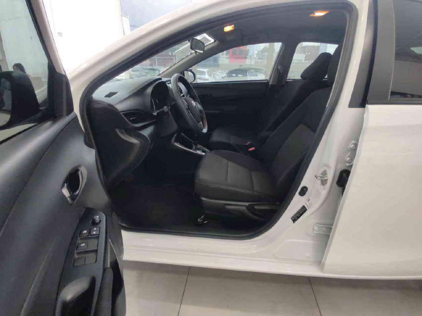yaris sedan xl 1.5 cvt  flex automatico 2024/258