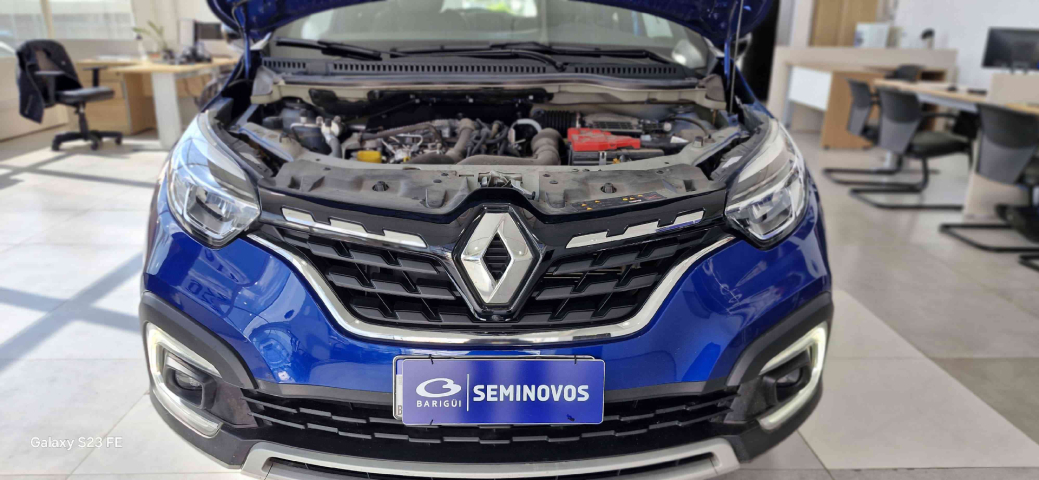 captur iconic 1.3 16v tce cvt x-tronic flex automatico 2023/239