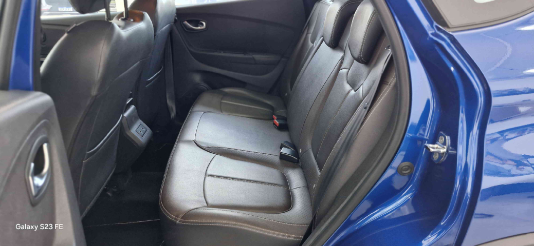 captur iconic 1.3 16v tce cvt x-tronic flex automatico 2023/2313