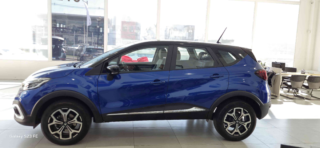 captur iconic 1.3 16v tce cvt x-tronic flex automatico 2023/234