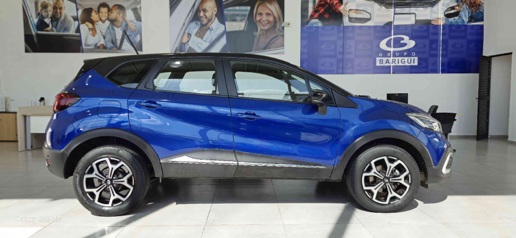 captur iconic 1.3 16v tce cvt x-tronic flex automatico 2023/23