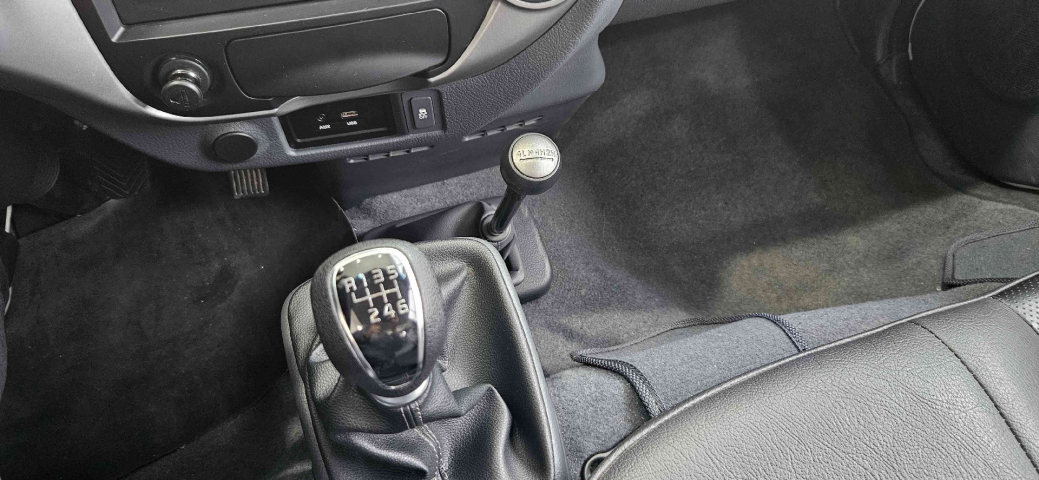 kia bongo 2.5 td diesel std cs 4x4 manual 4p 202513