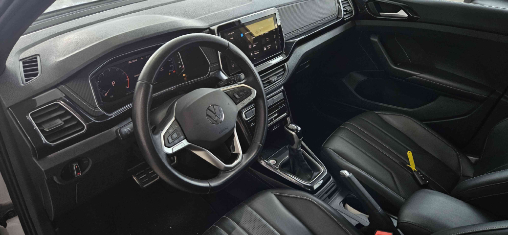 volkswagen t-cross 1.4 250 tsi total flex highline automatico 4p 202510