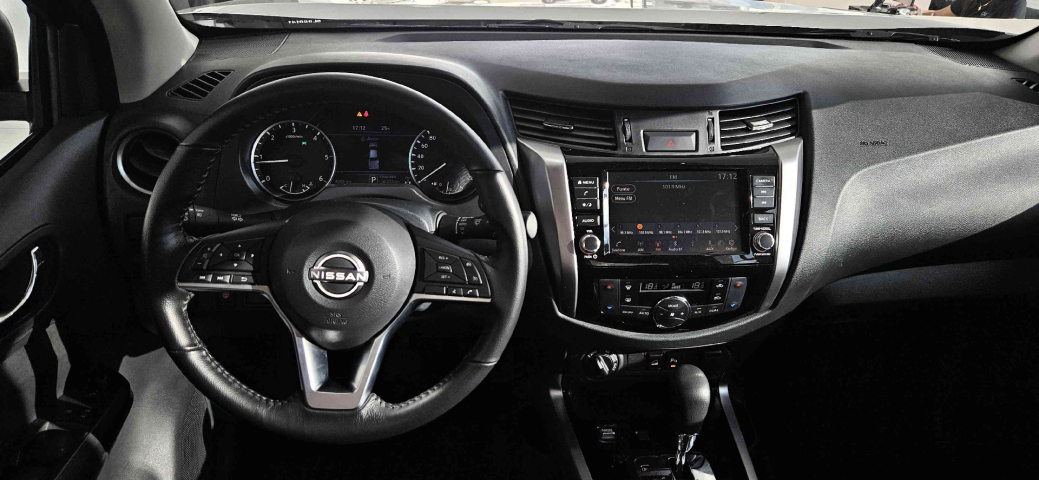 nissan frontier 2.3 16v turbo diesel platinum cd 4x4 automatico 4p 202511