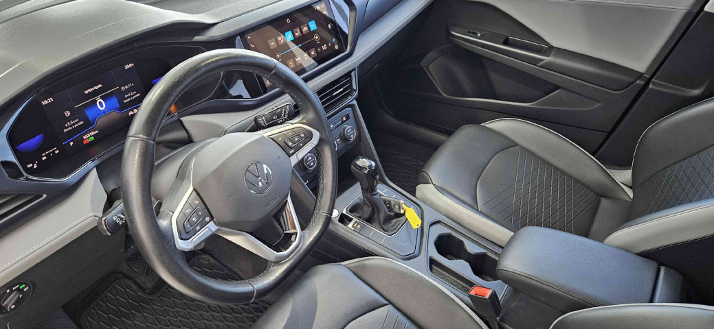 volkswagen taos 1.4 250 tsi total flex comfortline automatico 4p 202210