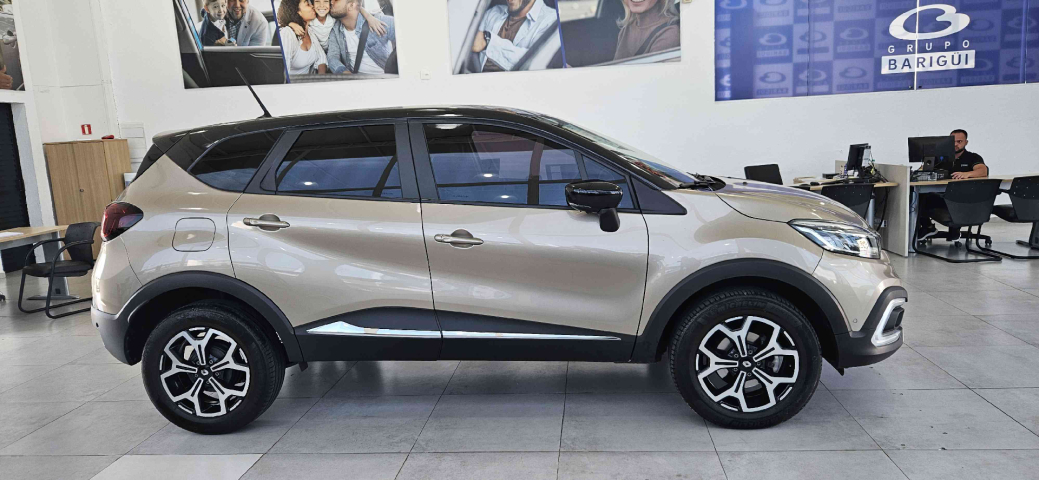 renault captur 1.3 tce flex iconic x-tronic 4p automatico 2024