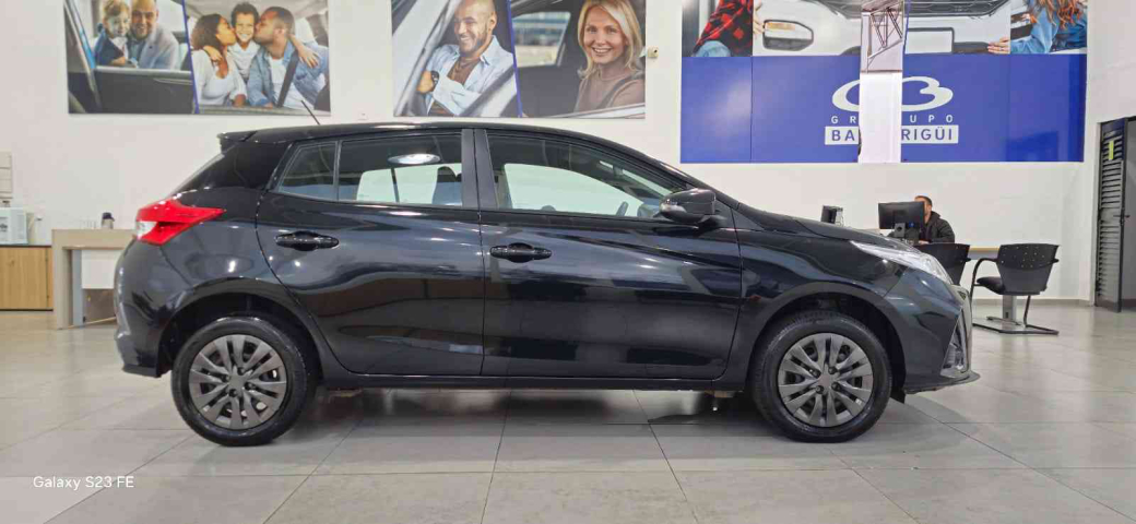 toyota yaris 1.5 16v flex xl multidrive 4p automatico 2025