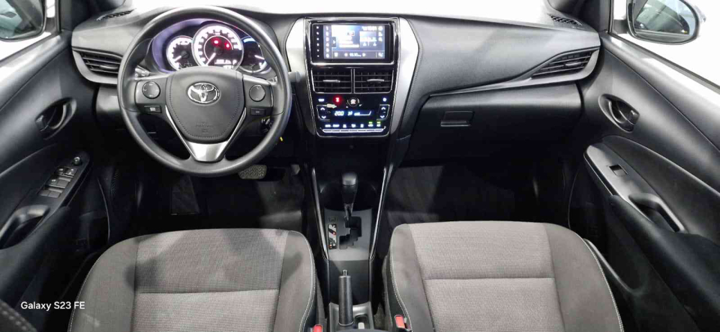 toyota yaris 1.5 16v flex xl multidrive 4p automatico 202511