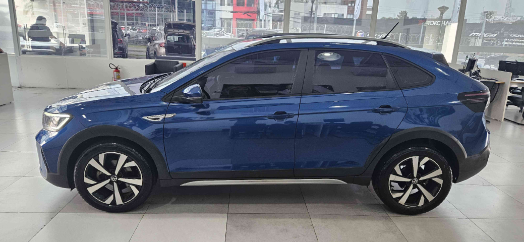 nivus highline 200(outfit) 1.0 tsi at6 flex automatico 2022/234