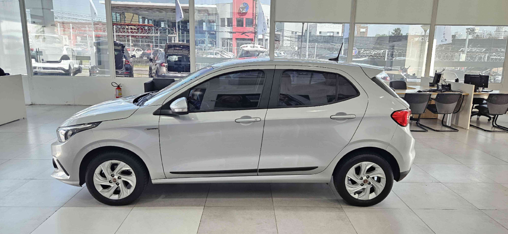 argo drive 1.3 gsr flex 109 hp  2017/184