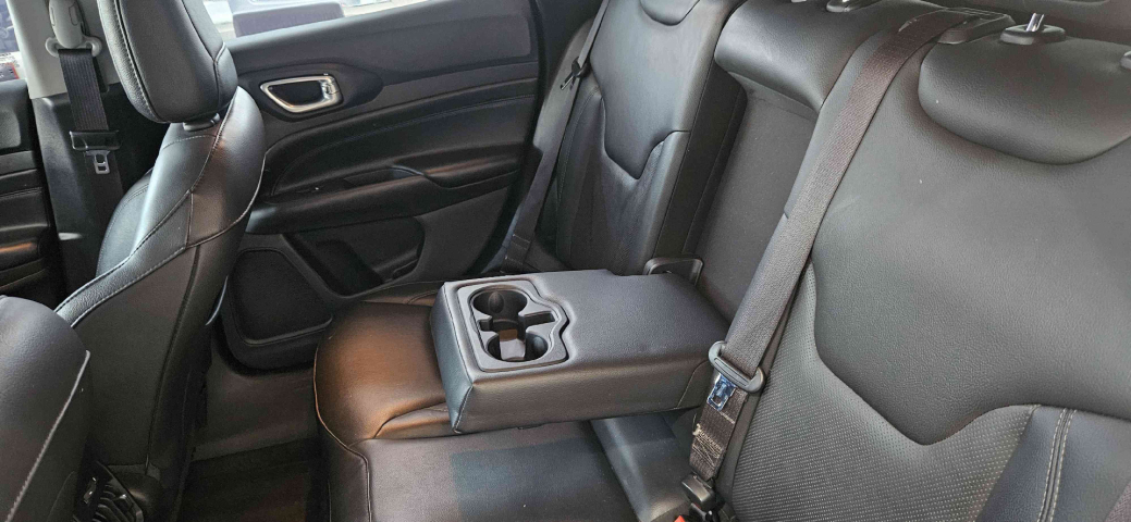 jeep compass 1.3 t270 turbo flex longitude at6 4p automatico 202213