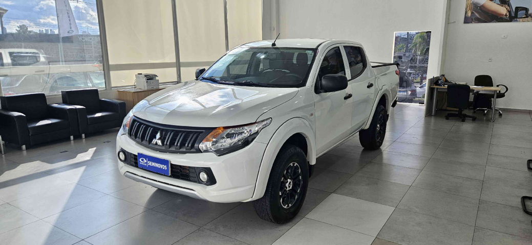 mitsubishi l200 triton 2.4 16v turbo diesel gl cd 4x4 manual 4p 20243