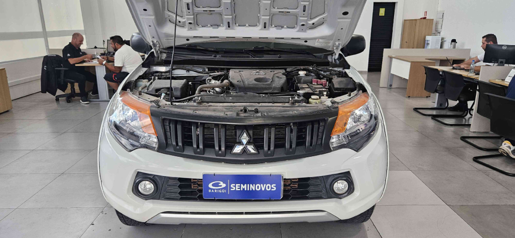 mitsubishi l200 triton 2.4 16v turbo diesel gl cd 4x4 manual 4p 20249