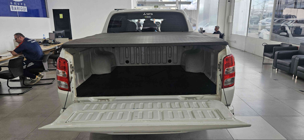 mitsubishi l200 triton 2.4 16v turbo diesel gl cd 4x4 manual 4p 20248