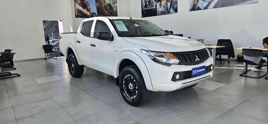 mitsubishi l200 triton 2.4 16v turbo diesel gl cd 4x4 manual 4p 20241