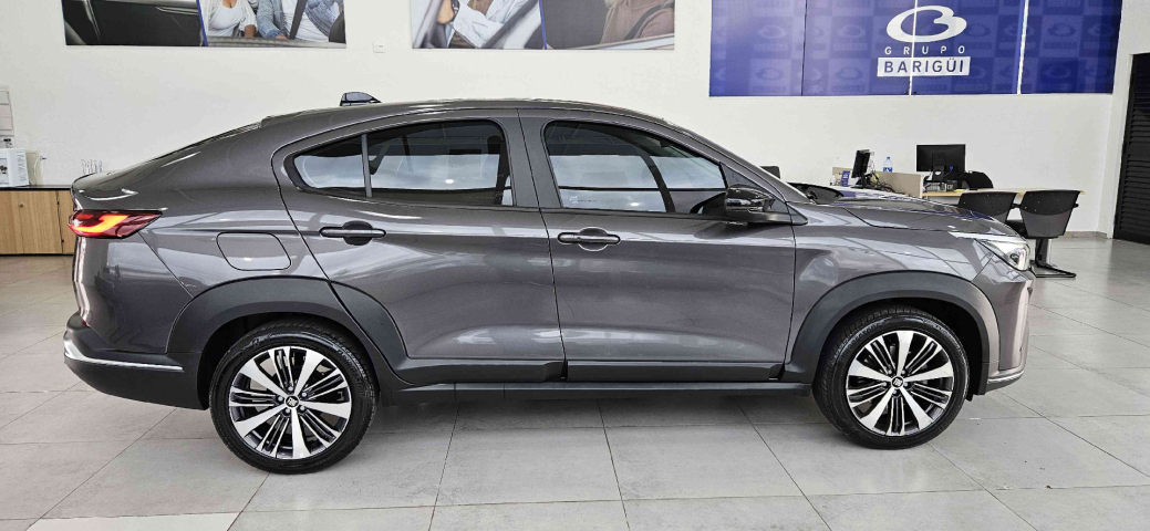 fiat fastback 1.0 turbo 200 hybrid audace cvt hibrido 4p automatico 2025