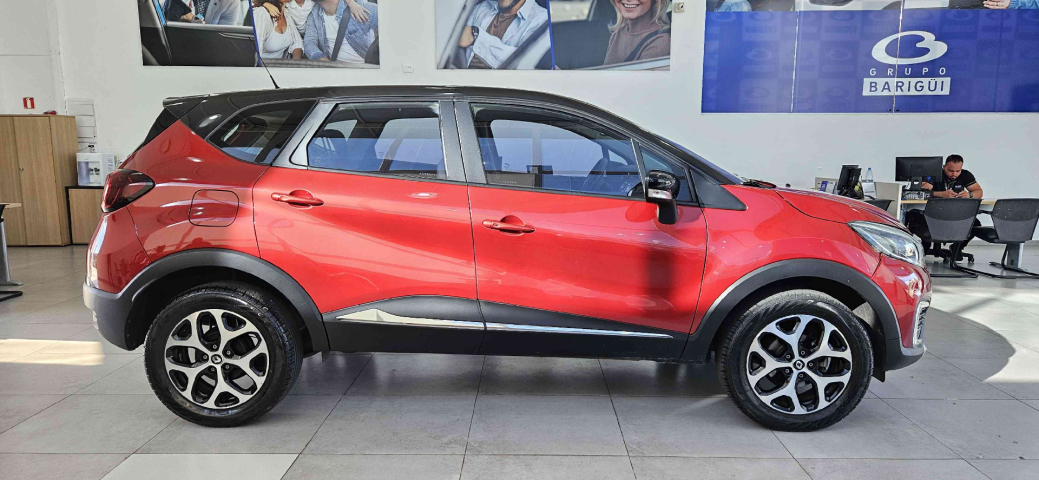 renault captur 1.6 16v sce flex intense x-tronic 4p automatico 2018