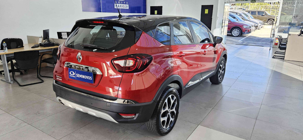 renault captur 1.6 16v sce flex intense x-tronic 4p automatico 20185