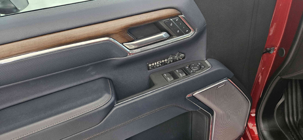 chevrolet silverado 5.3 v8 gasolina 1500 high country 4x4 automatico 4p 202415