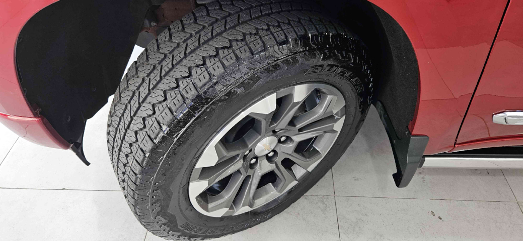 chevrolet silverado 5.3 v8 gasolina 1500 high country 4x4 automatico 4p 202420