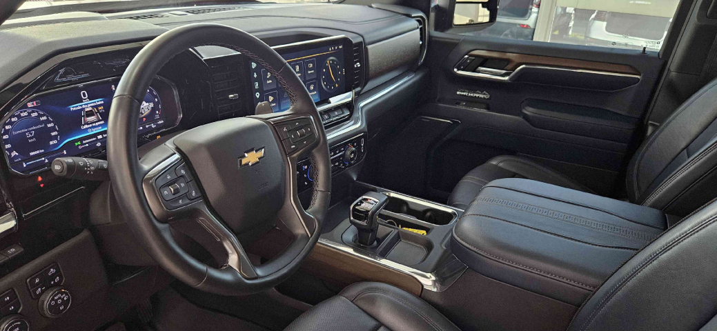 chevrolet silverado 5.3 v8 gasolina 1500 high country 4x4 automatico 4p 202410