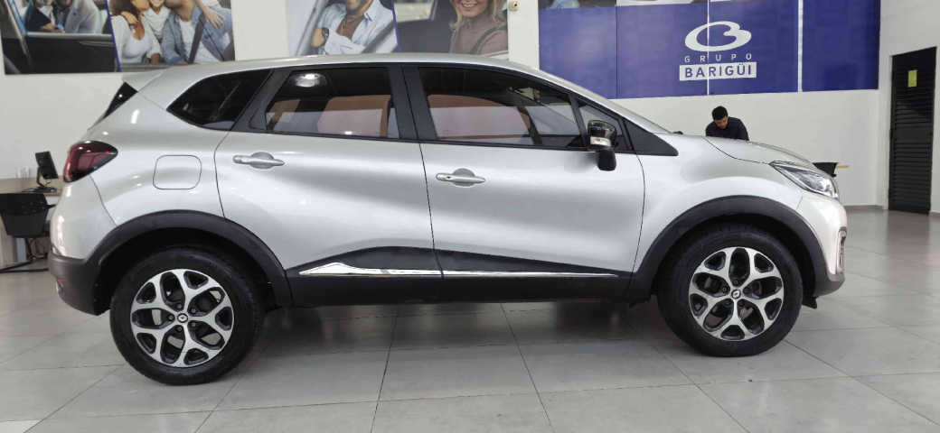 renault captur 1.6 16v sce flex intense x-tronic 4p automatico 2019