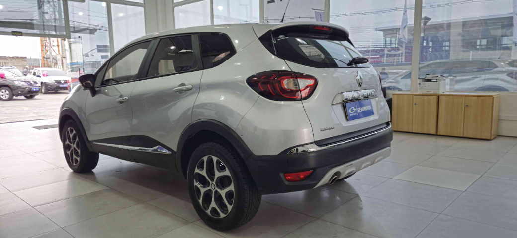 renault captur 1.6 16v sce flex intense x-tronic 4p automatico 20195