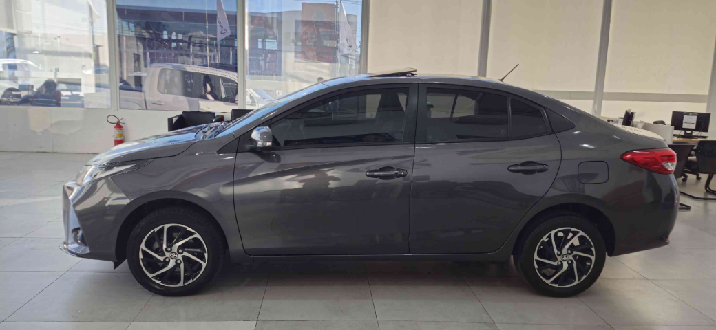 toyota yaris 1.5 16v flex xls connect multidrive 4p automatico 20234