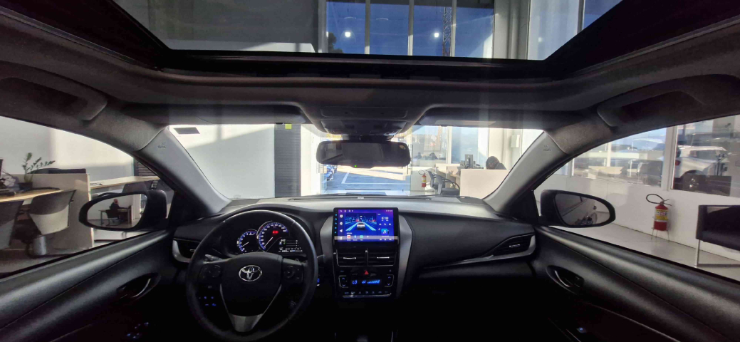 toyota yaris 1.5 16v flex xls connect multidrive 4p automatico 202314