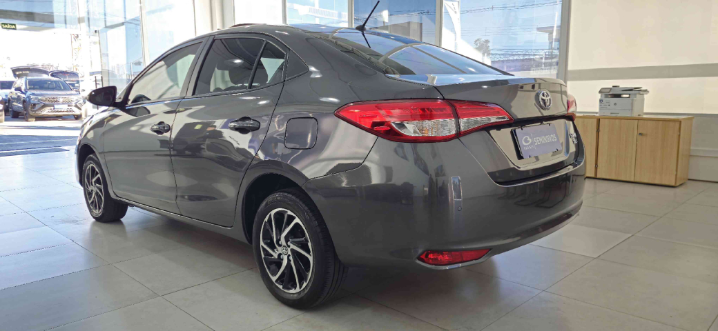 toyota yaris 1.5 16v flex xls connect multidrive 4p automatico 20235