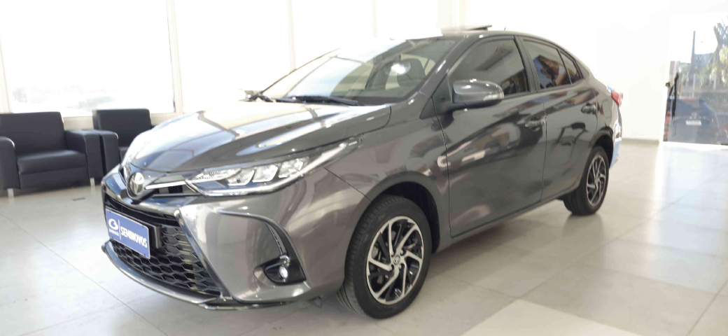 toyota yaris 1.5 16v flex xls connect multidrive 4p automatico 20232