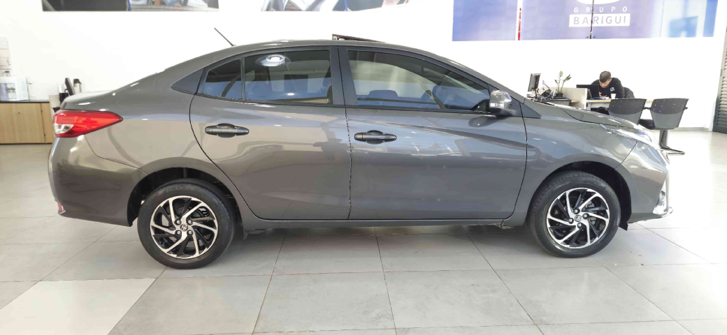 toyota yaris 1.5 16v flex xls connect multidrive 4p automatico 2023