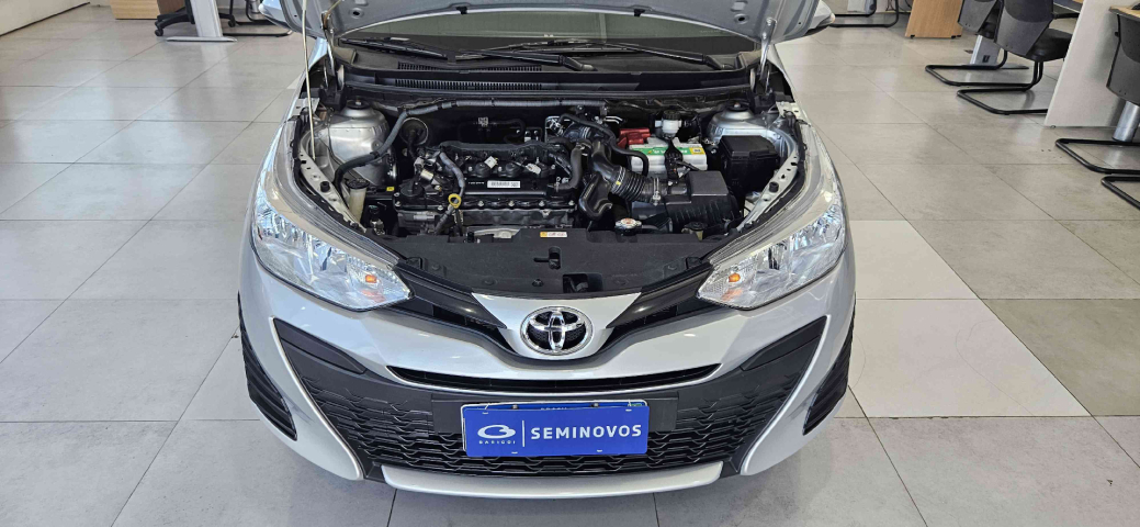 toyota yaris 1.5 16v flex xl plus connect multidrive 4p automatico 20209