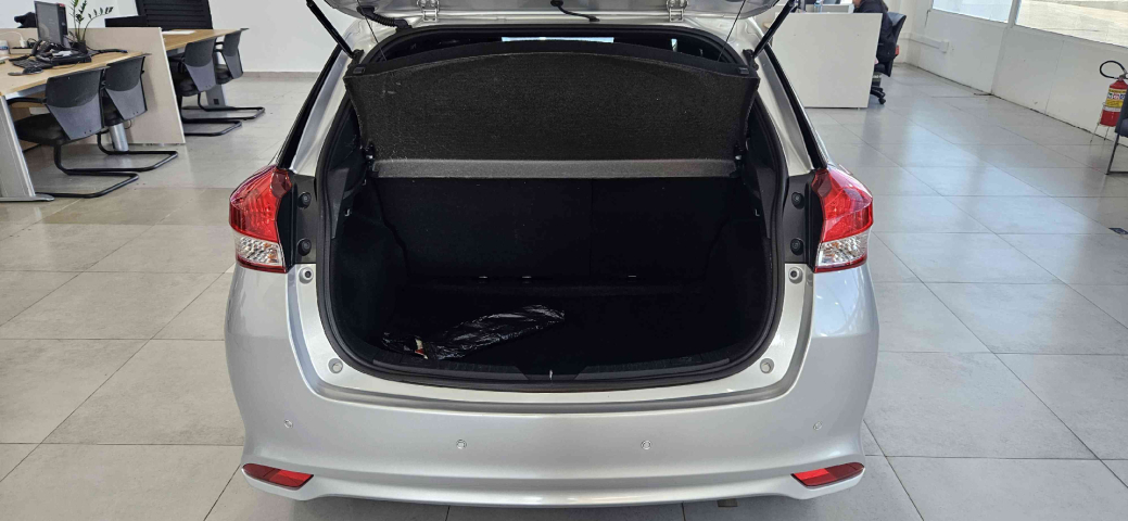 toyota yaris 1.5 16v flex xl plus connect multidrive 4p automatico 20208