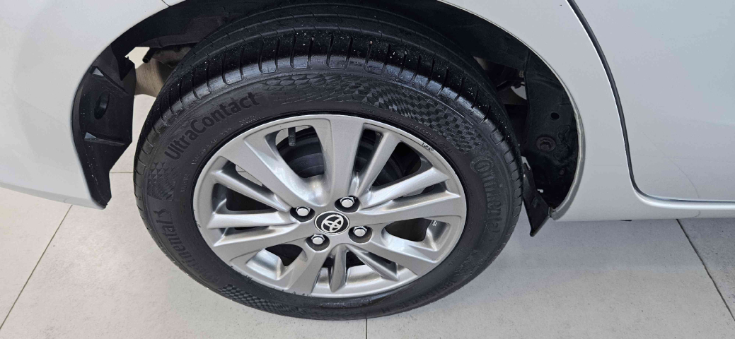 toyota yaris 1.5 16v flex xl plus connect multidrive 4p automatico 202014