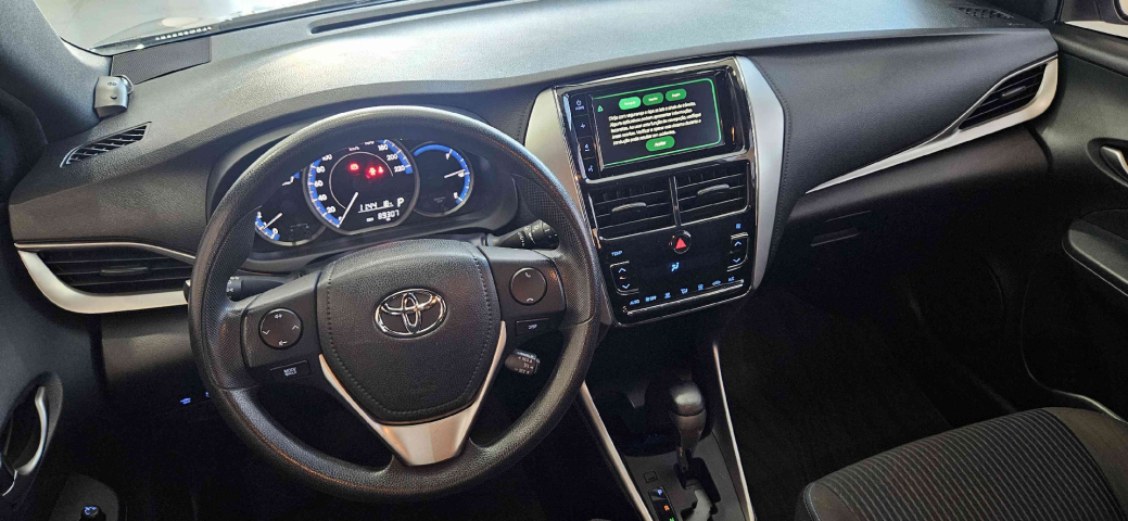 toyota yaris 1.5 16v flex xl plus connect multidrive 4p automatico 202012