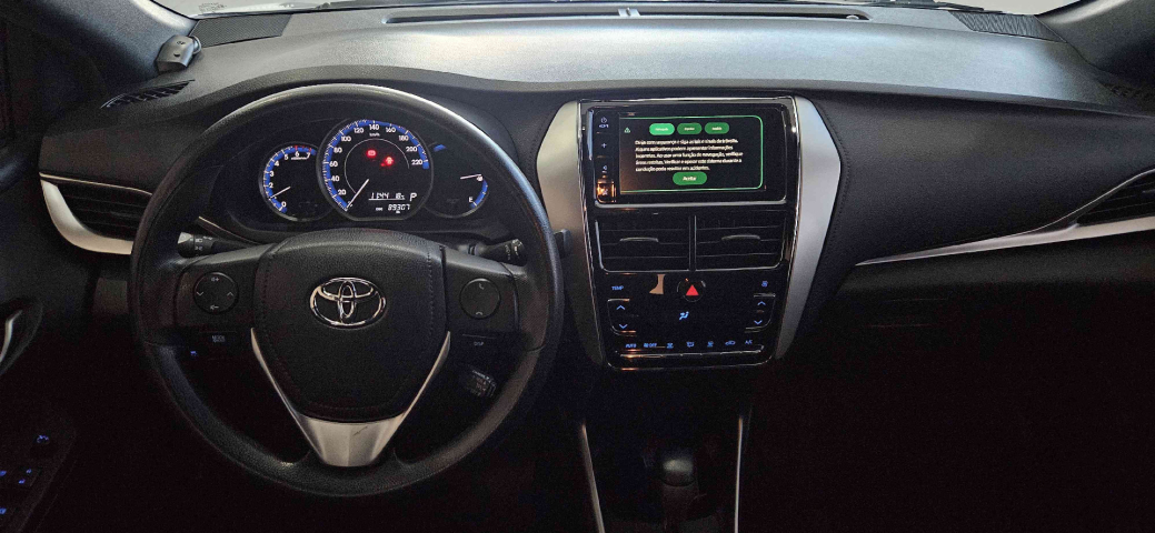 toyota yaris 1.5 16v flex xl plus connect multidrive 4p automatico 202011