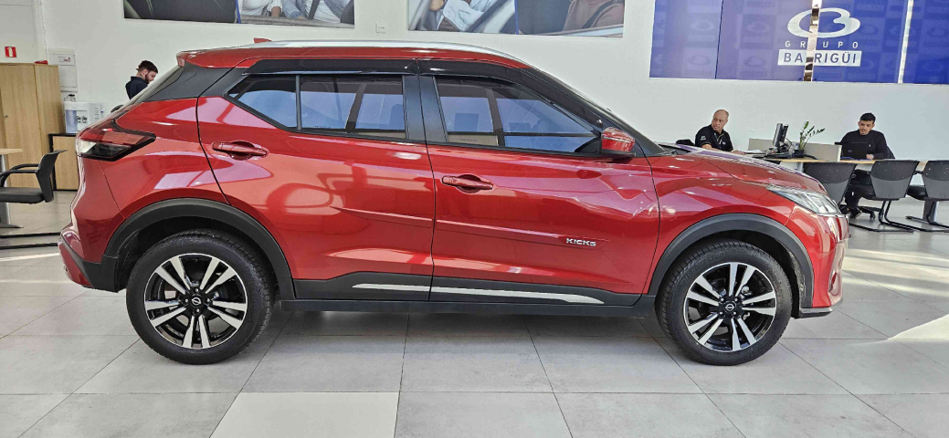 kicks play advance plus 1.6 16v cvt 2025/25