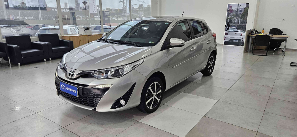toyota yaris 1.5 16v flex xls connect multidrive 4p automatico 20203