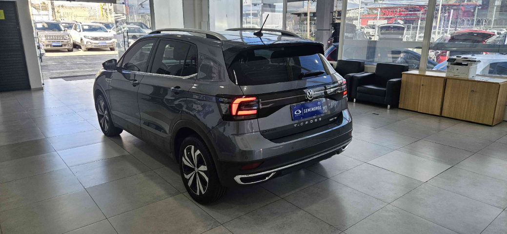 volkswagen t-cross 1.4 250 tsi total flex highline automatico 4p 20215